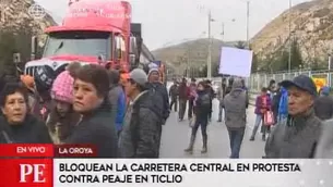 Bloquean vía en La Oroya