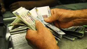 El límite de su endeudamiento no debe sobrepasar el 30% de su ingreso. Foto: Andina