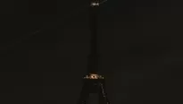 Torre Eiffel apagó sus luces por La Hora del Planeta / Fuente: Canal N