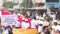 Con representantes de diversas federaciones mineras de todo el Perú, esta movilización busca instar al congreso a derogar el decreto. / Video: Canal N