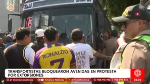 Callao: choferes bloquean vías por crimen. Foto y video: América TV