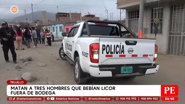Tres hombres son asesinados frente a bodega en Alto Trujillo. Foto: América Noticias Tres hombres son asesinados frente a bodega en Alto Trujillo. Foto: América Noticias