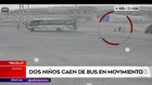Trujillo: Dos niños cayeron de bus en movimiento