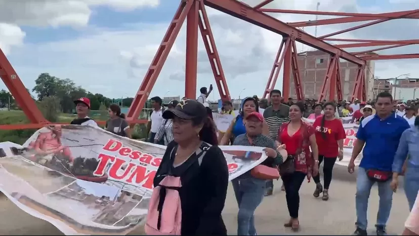 Tumbes: Protestan por falta de apoyo del Gobierno para atender emergencia