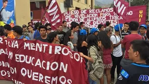 Protesta en la UNI. Foto: Facebook Acuni Uni