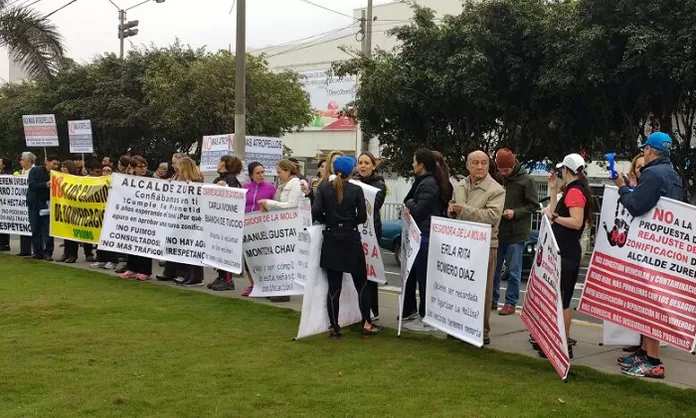 Vecinos de La Molina protestan por cambio de zonificación