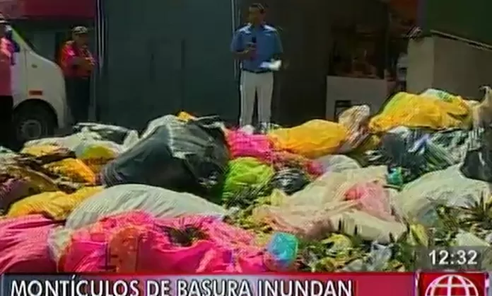 Vecinos de San Martín de Porres denuncian que la basura inundó su distrito