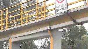 Puente peatonal Caja de Agua. Foto: captura de video Canal N.