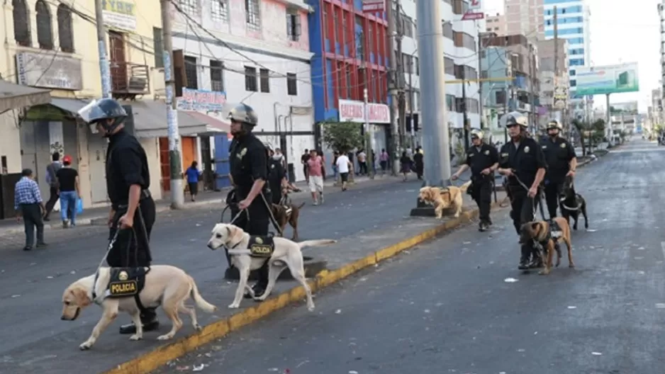 El cierre de Gamarra se lleva a cabo por tres días. Foto: Andina/Norman Córdova