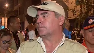 El ministro de Defensa, Rafael Belaúnde, supervisó la atención a damnificados en Villa El Salvador, desplegando hidrojets y motobombas. Anunció la creación de un sistema de recolección y evacuación de aguas pluviales para prevenir inundaciones. Video: Canal N