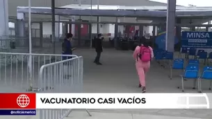 Vacunatorios vacíos.