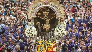 Miles de fieles acompañan al Cristo moreno. / Video: Canal N