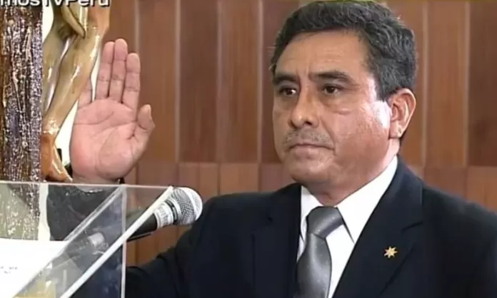 Willy Huerta Juró Como Nuevo Ministro Del Interior - América Noticias