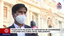 En el 2005, consiguió un trabajo de asistente en el Congreso