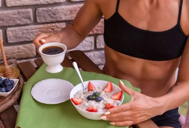 ¿Qué alimentos debes consumir antes y después de hacer ejercicios?