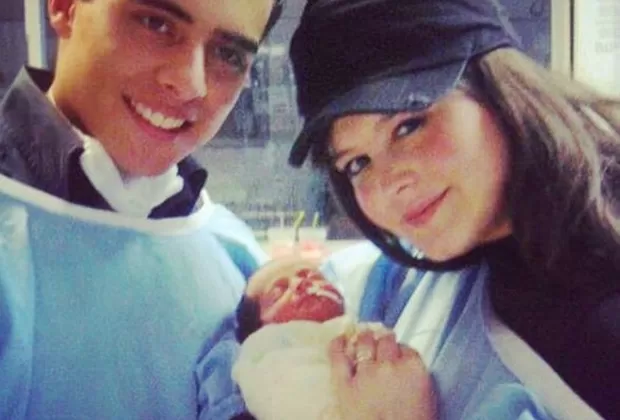 Allisson Lozz y su hija