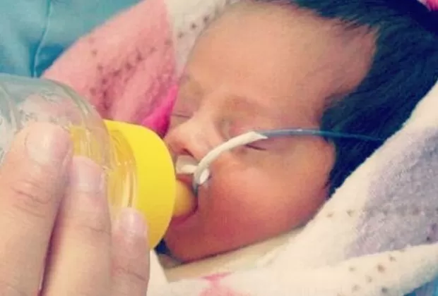 Allisson Lozz y su hija