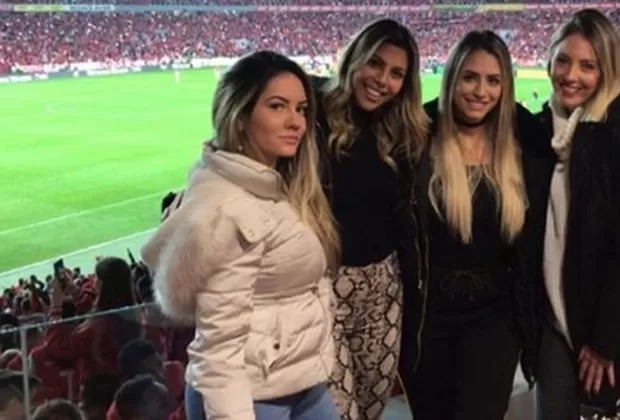 Alondra García Miró festejó de esta manera la clasificación el equipo de Paolo Guerrero