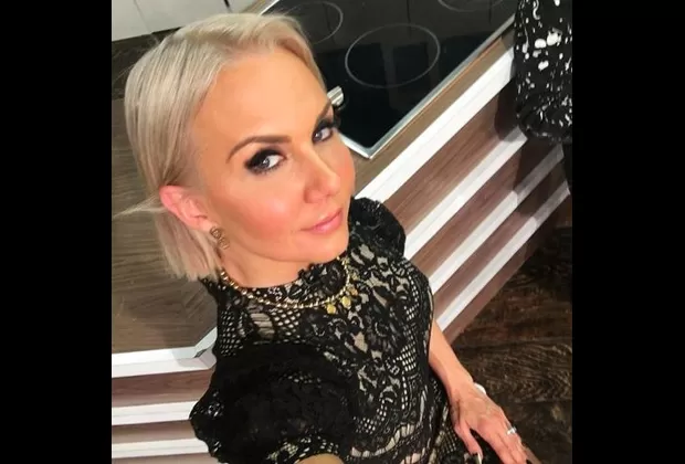 'Amigas y rivales': el nuevo look de Michelle Vieth que sorprende en redes