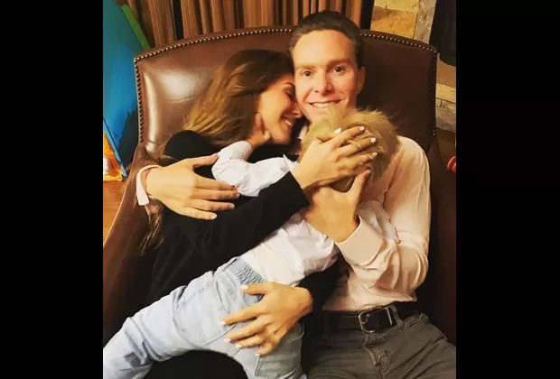 Anahí muestra divertida foto con su pequeño hijo y así reaccionan en redes