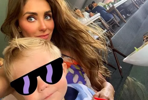 Anahí muestra divertida foto con su pequeño hijo y así reaccionan en redes