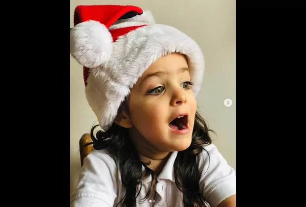 Andrea San Martín: sus hijas Maia y Lara cautivan con estas fotos navideñas