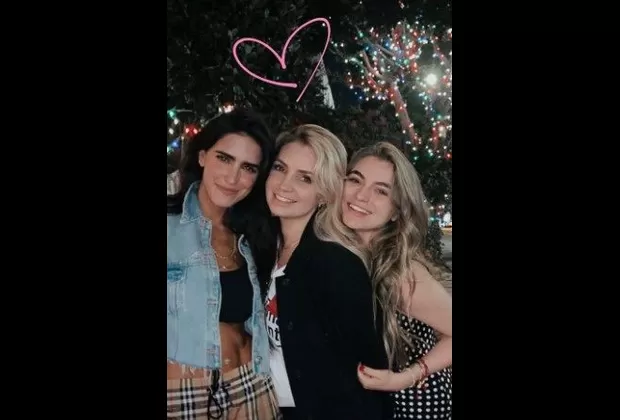 Angélica Rivera reaparece junto a su hija Sofía Castro con renovado look