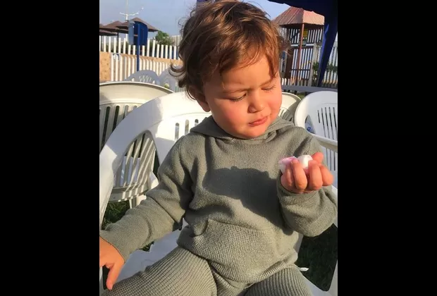 Antonella De Groot enternece Instagram con imágenes junto a su hijo Francesco