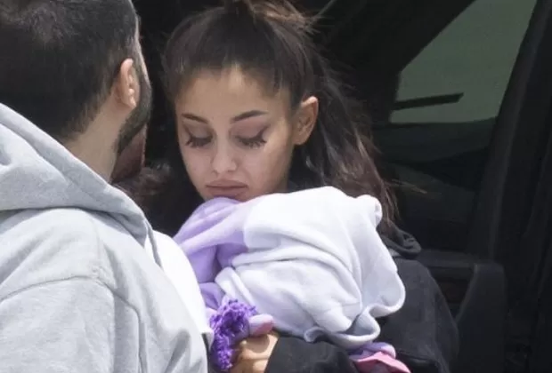 Ariana Grande: mira cómo lució al llegar a Florida tras ataque terrorista 