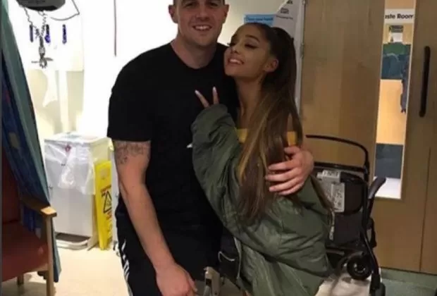 Ariana Grande visitó a sus fans hospitalizados tras atentado en Mánchester
