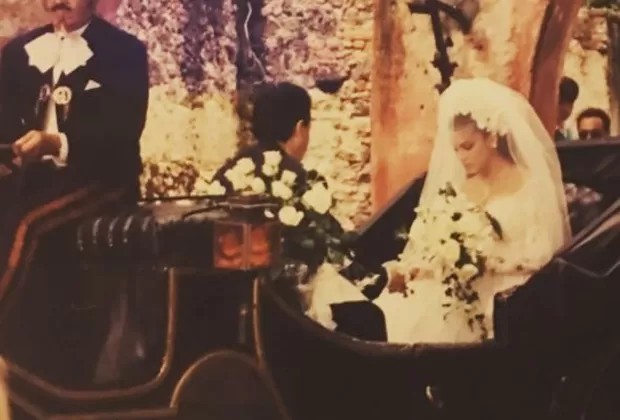 Bibi Gaytán comparte foto inédita de su boda con Eduardo Capetillo