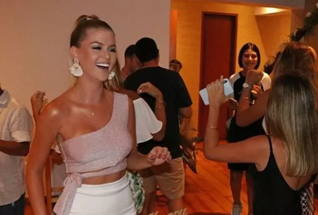 Brunella Horna fue sorprendida por Richard Acuña con inolvidable fiesta de cumpleaños