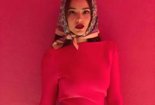 Camila Sodi apuesta por un nuevo look ante próximo estreno de 'Rubí'