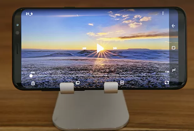 Cuáles son los tipos de pantalla de los celulares