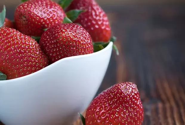 como limpiar las fresas por parasitos