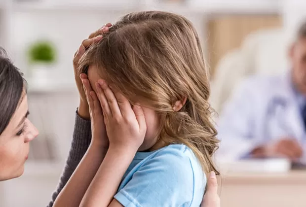 como hablar con un niño sobre la muere de un familiar