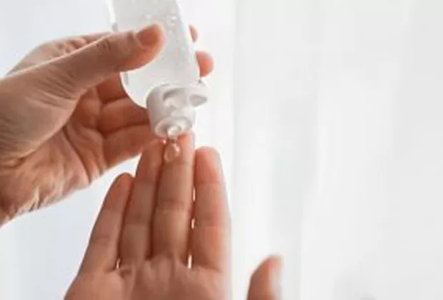 Jabón, lejía o alcohol: cómo usarlos para desinfectar las cosas