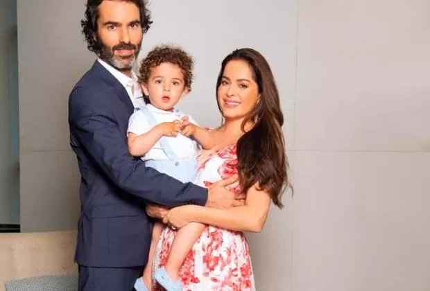 Danna García presentó a su hijo y a su novio en exclusiva sesión de fotos