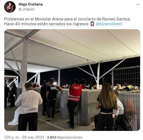 Romeo Santos causa polémica por retraso en concierto 