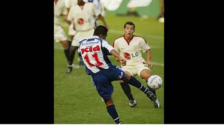 Aparicio y un golazo que hizo recordar al de Quinteros en un clásico Aparicio y un golazo que hizo recordar al de Quinteros en un clásico
