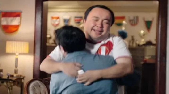 Cómico mexicano Eugenio Derbez consuela a hincha peruano por no ir al Mundial en divertido spot Cómico mexicano Eugenio Derbez consuela a hincha peruano por no ir al Mundial en divertido spot