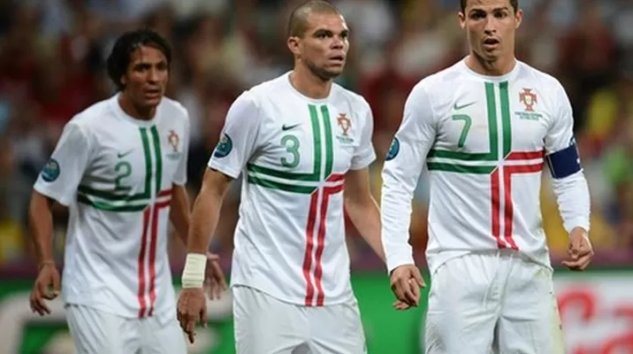 Cristiano Ronaldo encabeza lista de 30 pre convocados de Portugal para Brasil 2014 Cristiano Ronaldo encabeza lista de 30 pre convocados de Portugal para Brasil 2014