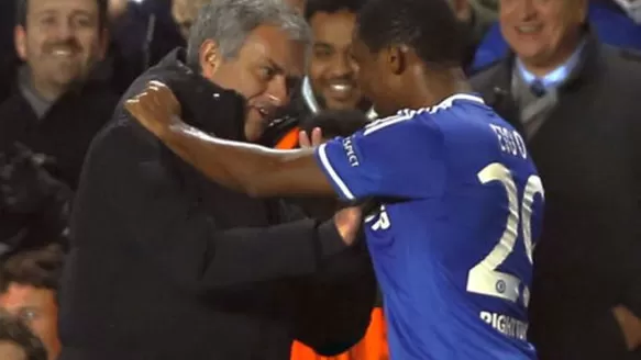 Eto'o encendió la polémica al decirle "títere" a Mourinho por cuestionar su edad