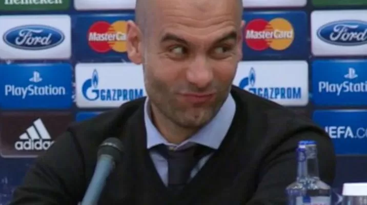 Guardiola no quedó conforme con traducción y puso esta cómica cara Guardiola no quedó conforme con traducción y puso esta cómica cara