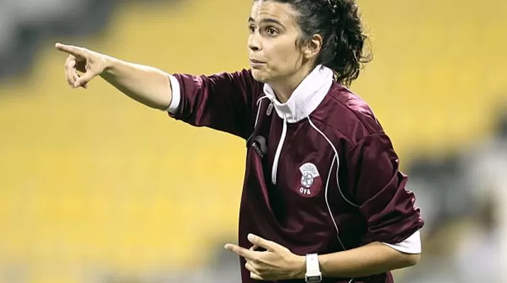 Helena Costa será la primera mujer en entrenar a un club profesional en Francia Helena Costa será la primera mujer en entrenar a un club profesional en Francia