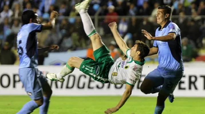 Lanús recibe a Bolívar esta tarde por la Copa Libertadores Lanús recibe a Bolívar esta tarde por la Copa Libertadores