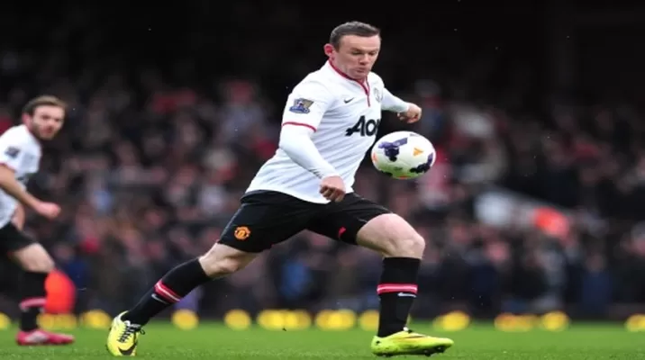 Mira el golazo de media cancha de Rooney en el triunfo del Manchester United Mira el golazo de media cancha de Rooney en el triunfo del Manchester United