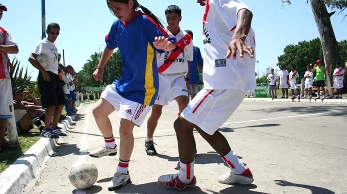 Perú participará del Mundial de Brasil... pero de Fútbol Callejero Perú participará del Mundial de Brasil... pero de Fútbol Callejero