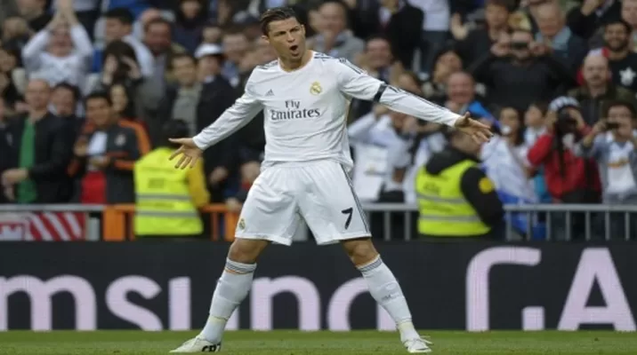 Real Madrid goleó 4-0 al Osasuna por la Liga BBVA Real Madrid goleó 4-0 al Osasuna por la Liga BBVA