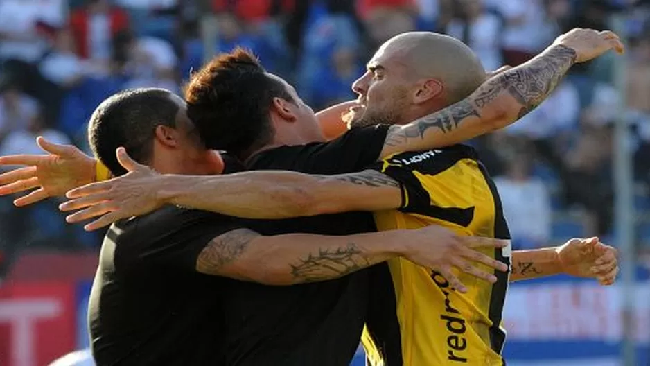 Sin Hurtado y con Cruzado: Peñarol goleó al Nacional en el clásico uruguayo